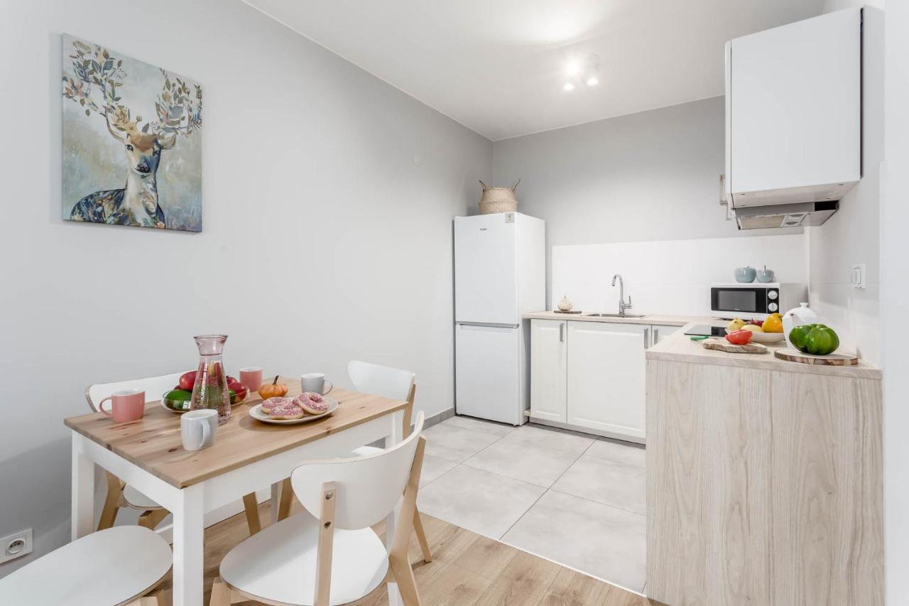 Chill Apartments Mokotow Business Center Warsaw Exterior photo